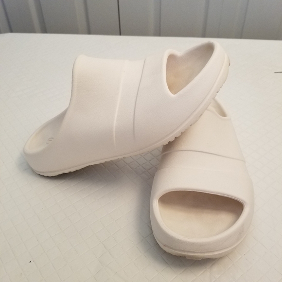 Sperry M7/W9B float slides White - Picture 3 of 5